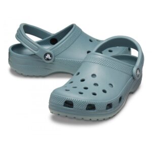 Crocs Classic clog
Pond