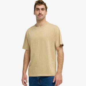 T-shirt
Beige